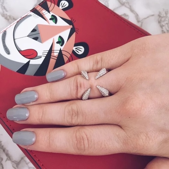 "Animal Instinct" - Picture 2 of 5